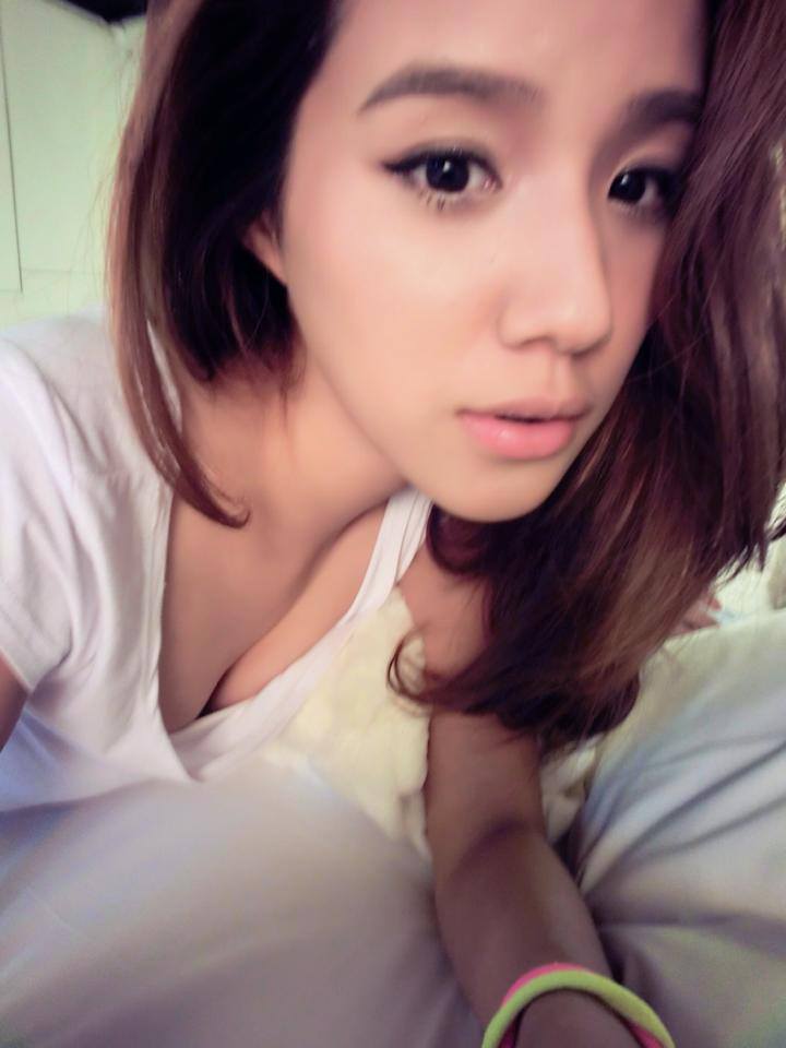 陈怡安生活自拍